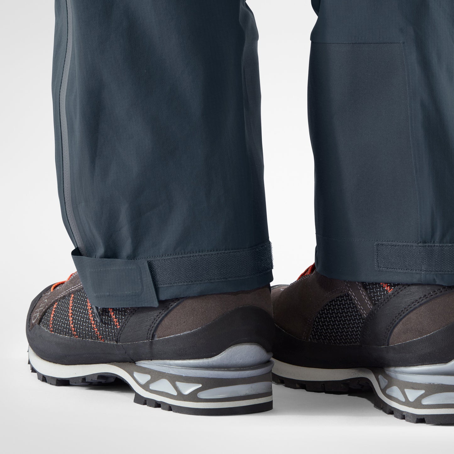 BERGTAGEN LITE ECO-SHELL TROUSERS M - US 2784
