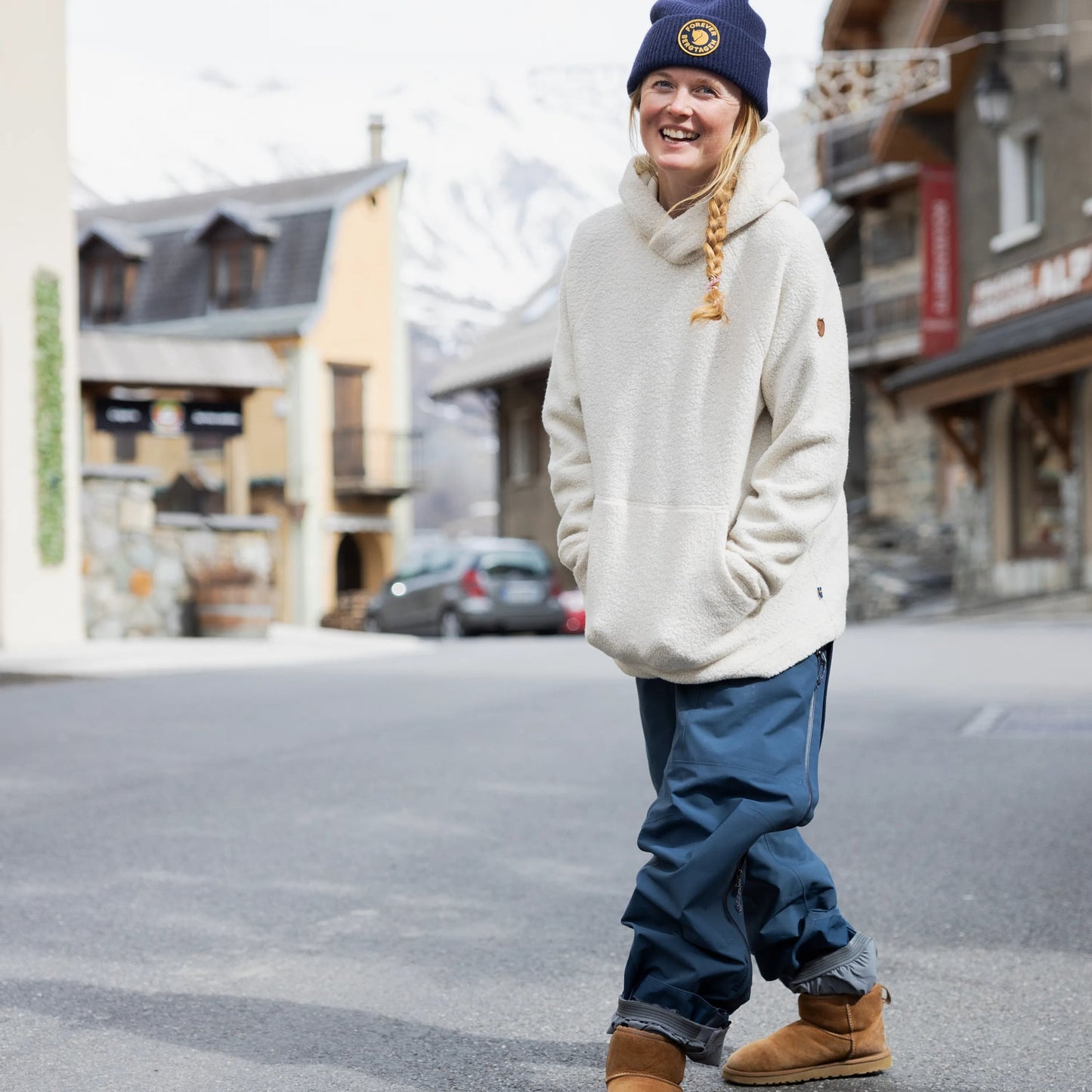 KAITUM HOODIE W - US 4302