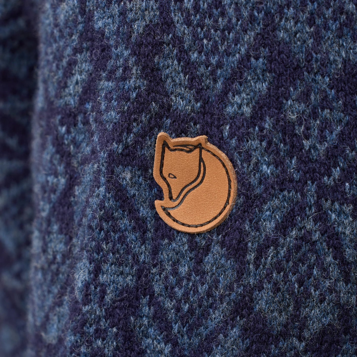 SNOW ROUND NECK SWEATER W - US 0015