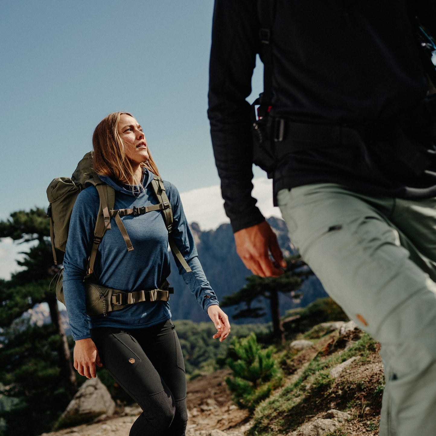 ABISKO SUN-HOODIE W - US 8605