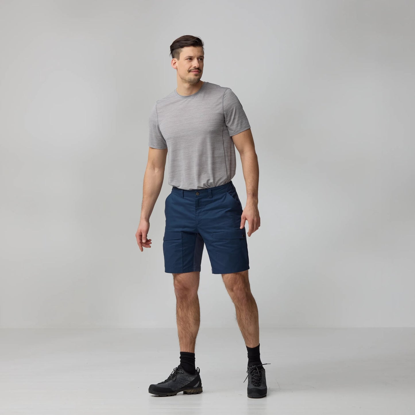 ABISKO HYBRID TRAIL SHORTS M - US 8918