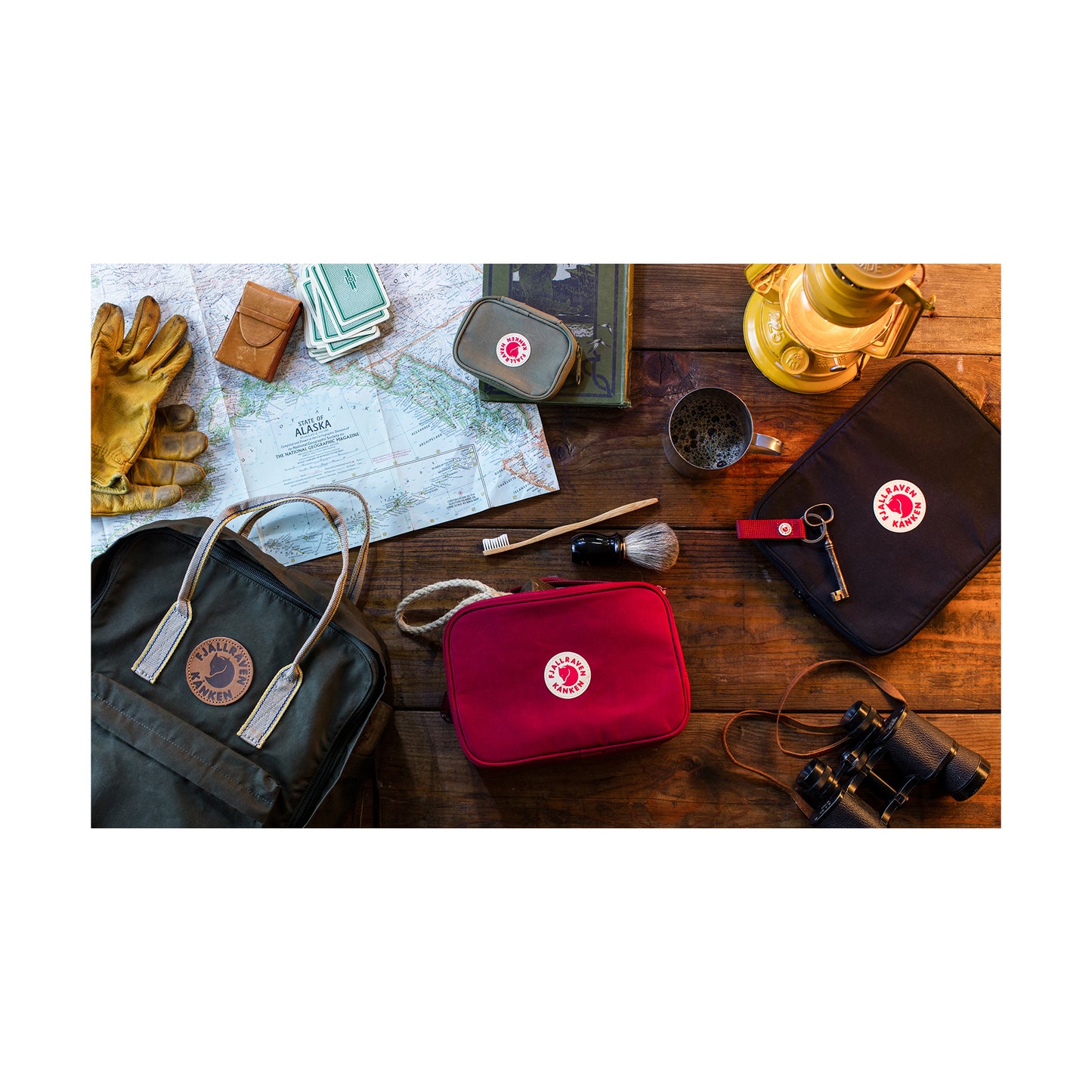 KÅNKEN TRAVEL WALLET - US 4118