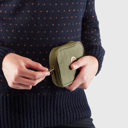 KÅNKEN TRAVEL WALLET - US 4118