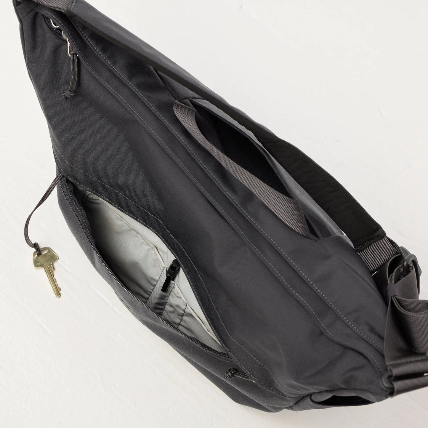 FÄRDEN CROSSBODY - US 7763