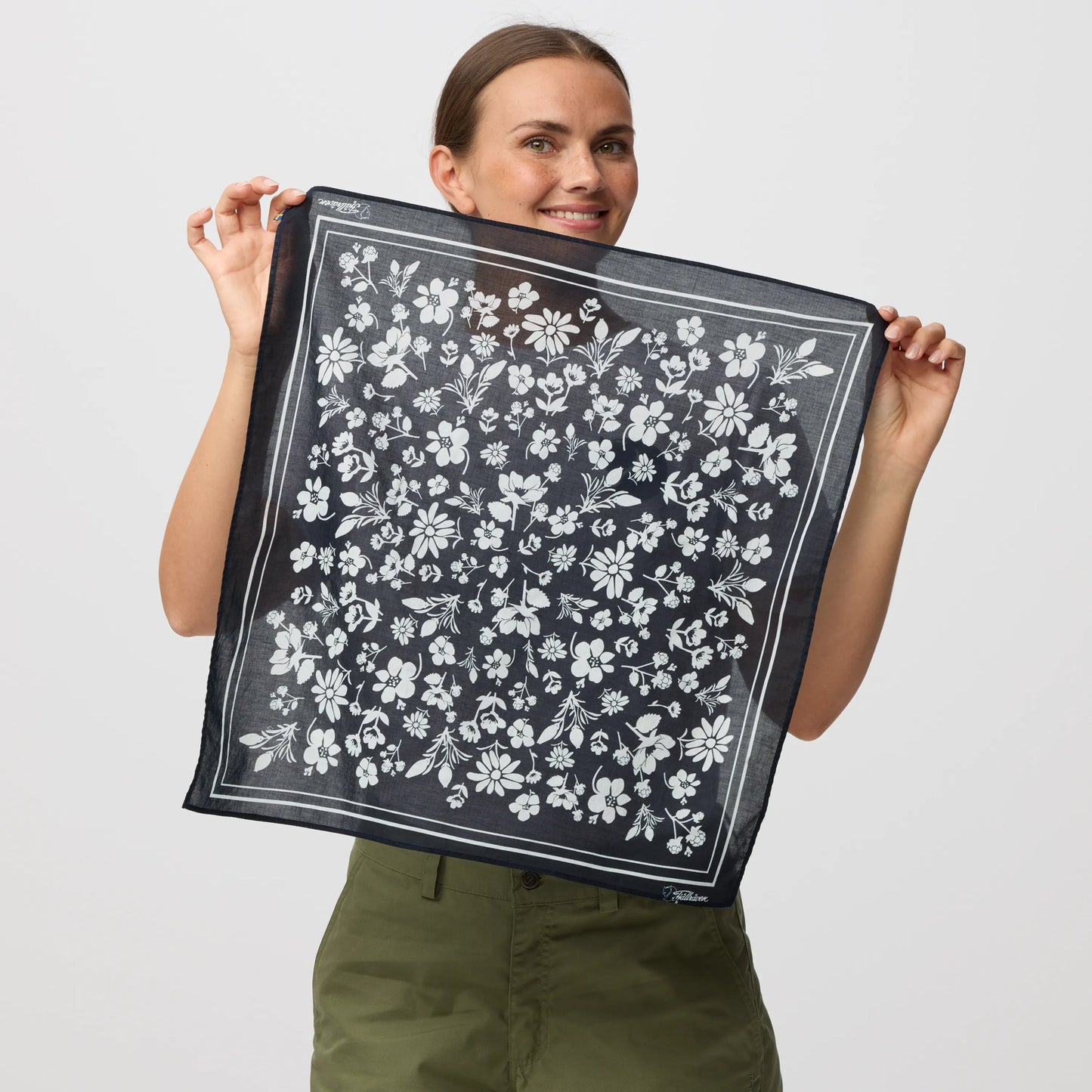 FJÄLLBLOMSTER BANDANA - US 0217