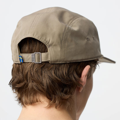 FJÄLLRÄVEN FLAT BRIM CAP - US 9948