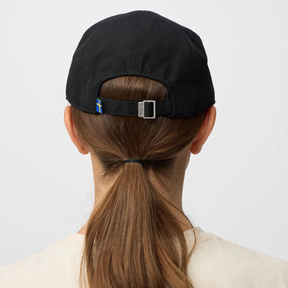 FJÄLLRÄVEN FLAT BRIM CAP - US 8880
