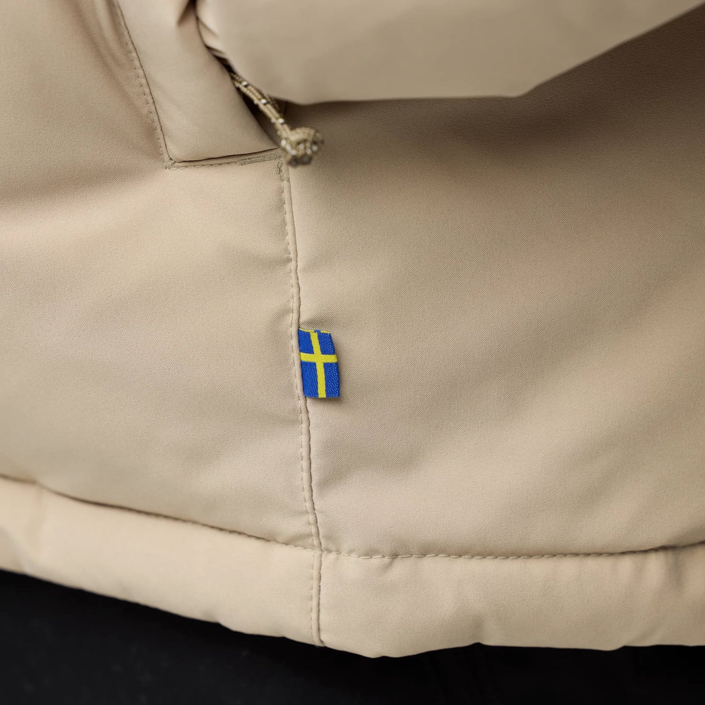 FJÄLLRÄVEN KAMAS LITE DOWN JKT M - US 9116