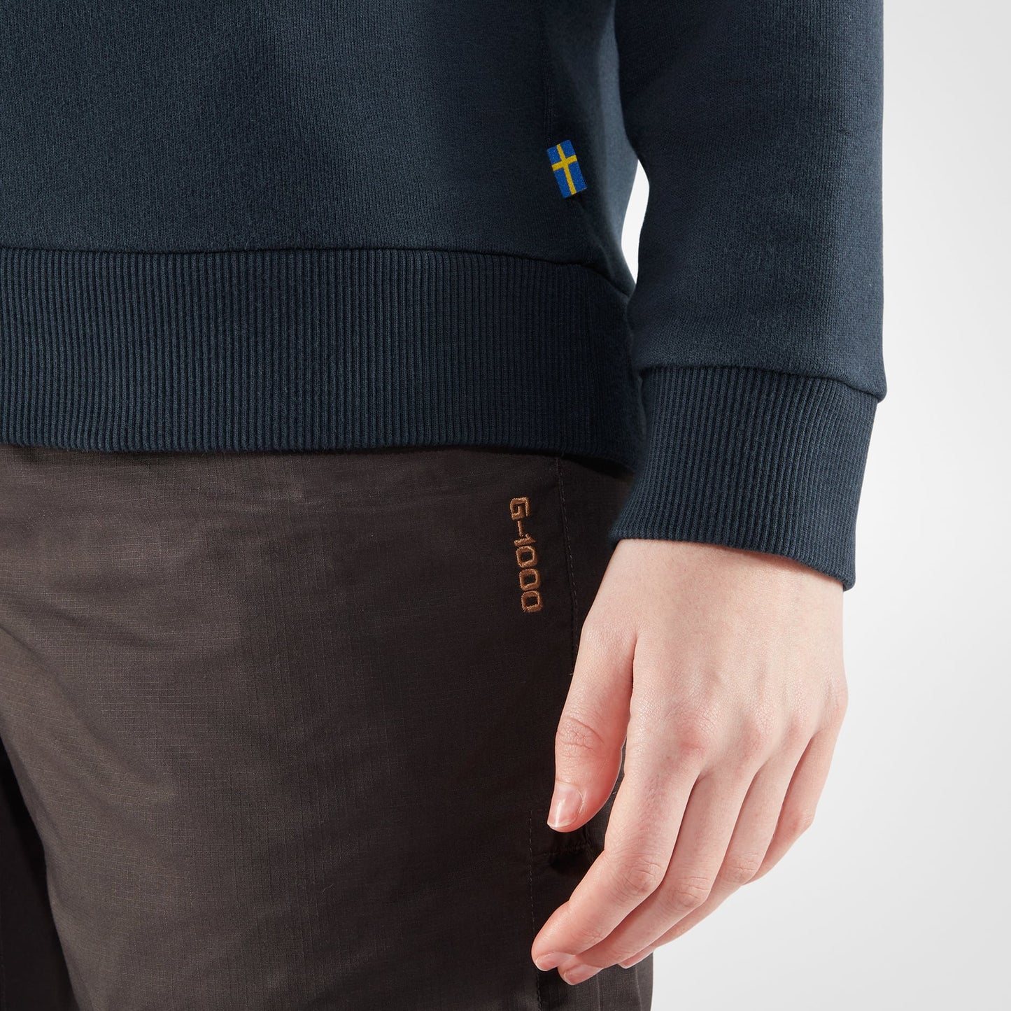 FJÄLLRÄVEN LOGO SWEATER W - US 2841
