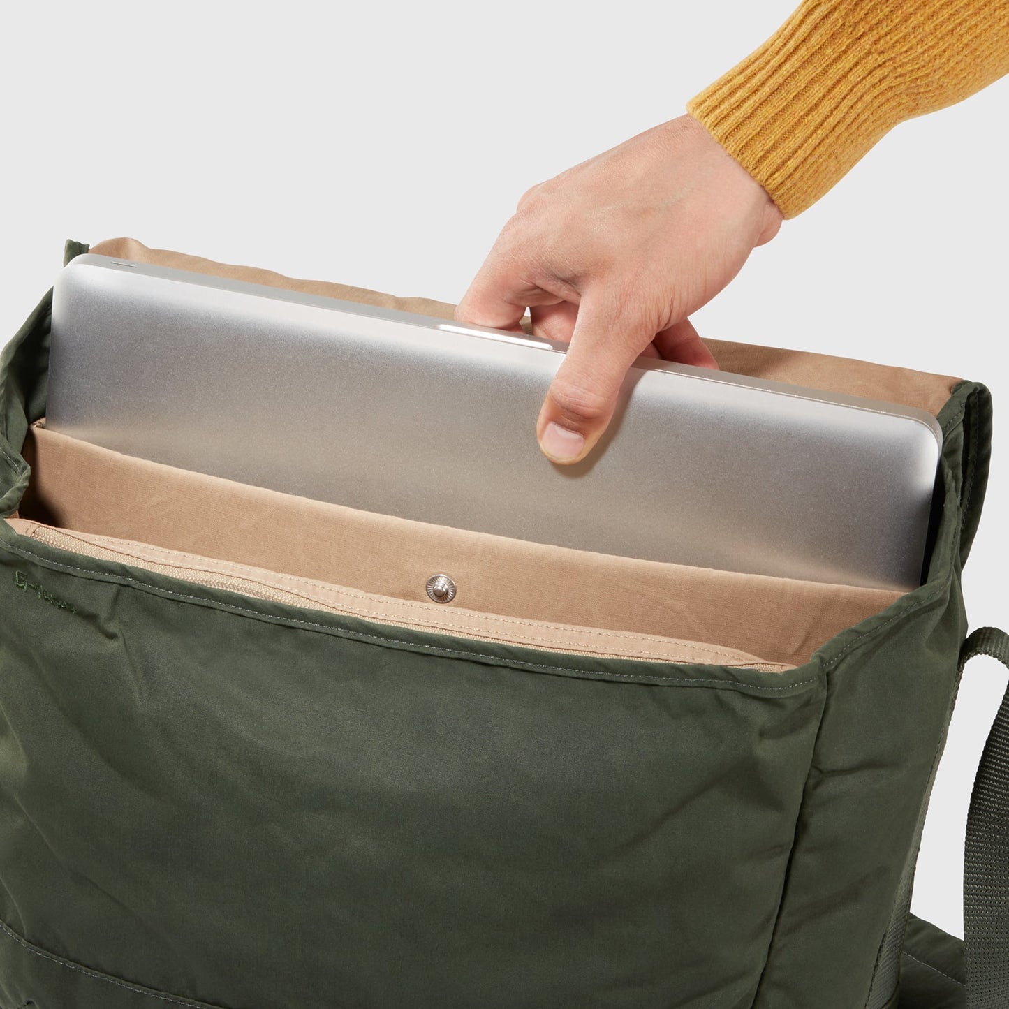 GREENLAND SHOULDER BAG - US 1200