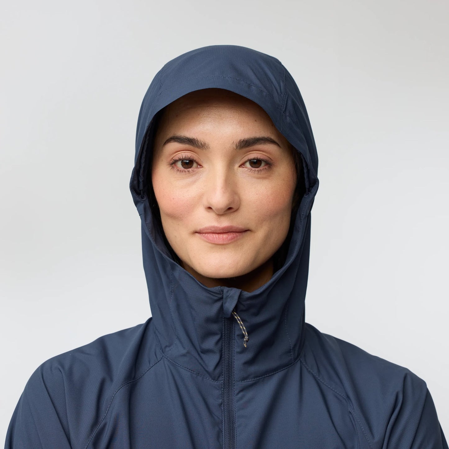 HIGH COAST SHORT WIND HOODIE W - US 1235
