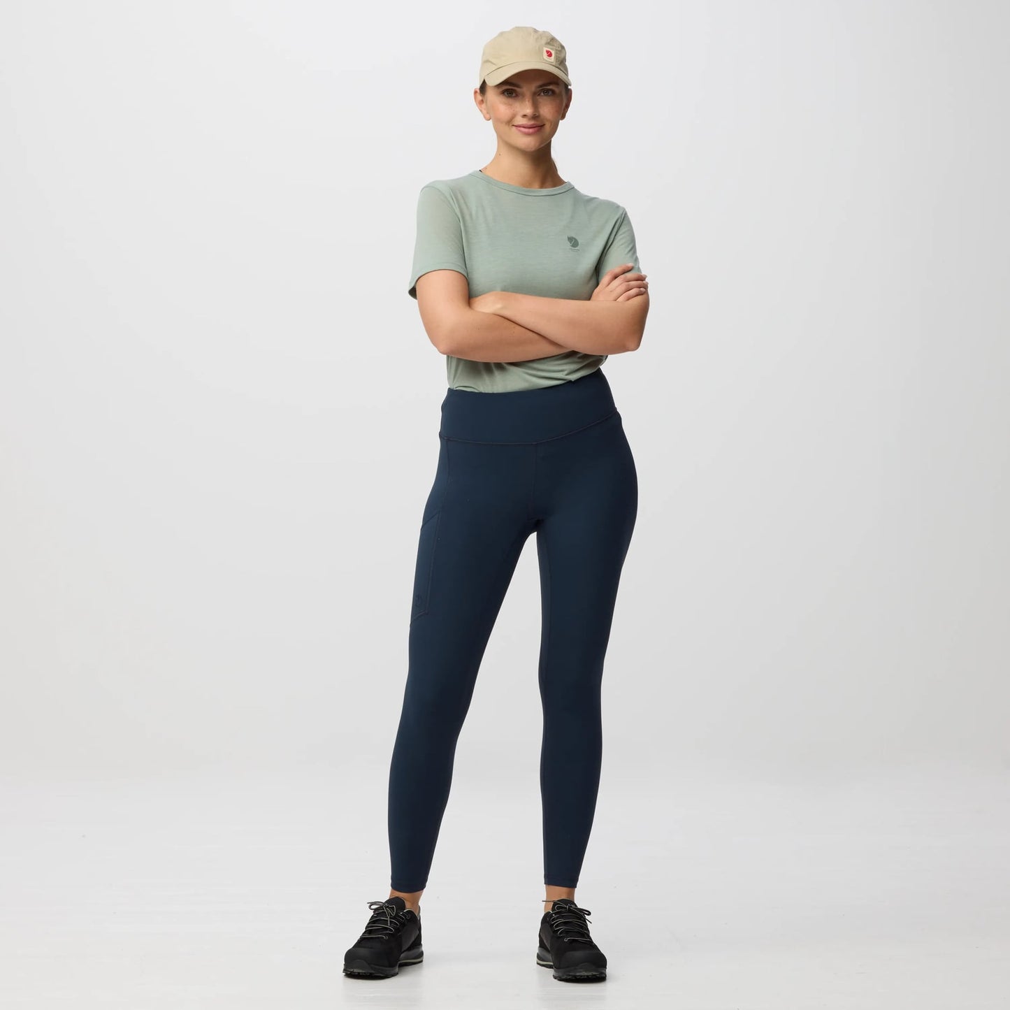 HIGH COAST TIGHTS W - US 5694