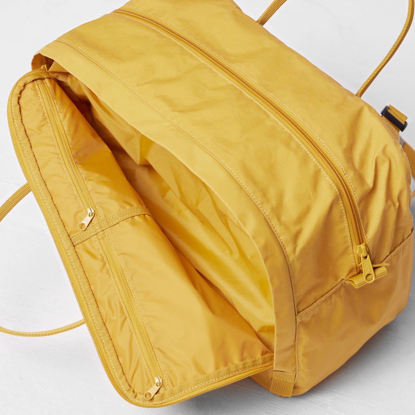 KÅNKEN WEEKENDER - US 3302