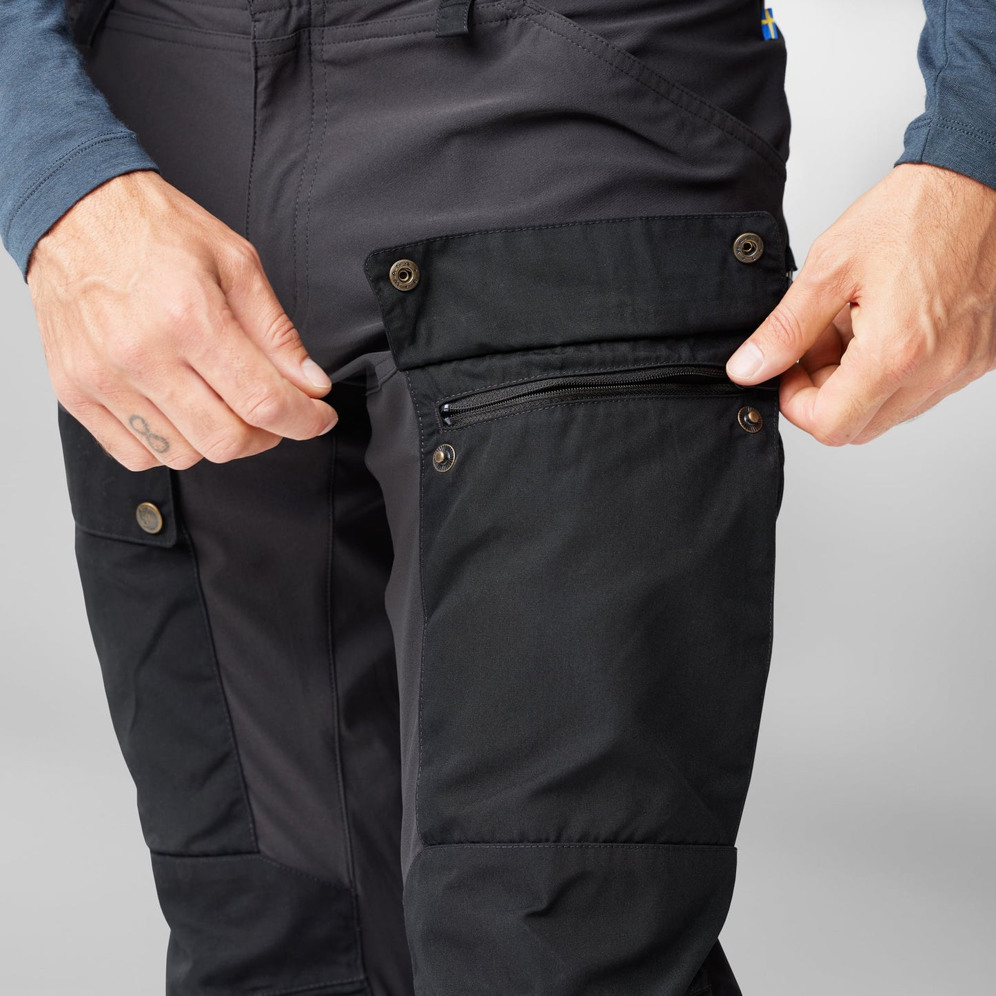 KEB TROUSERS M - US 2727