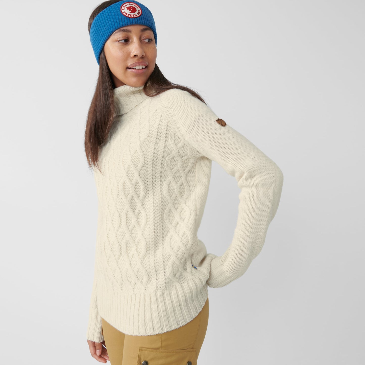 ÖVIK CABLE KNIT ROLLER NECK W - US 5531