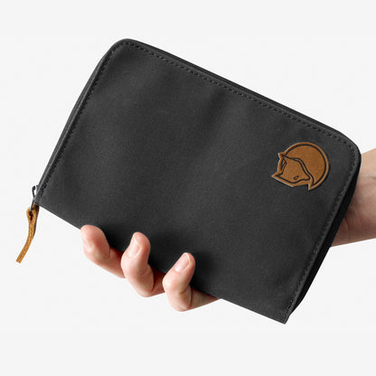 PASSPORT WALLET - US 6804