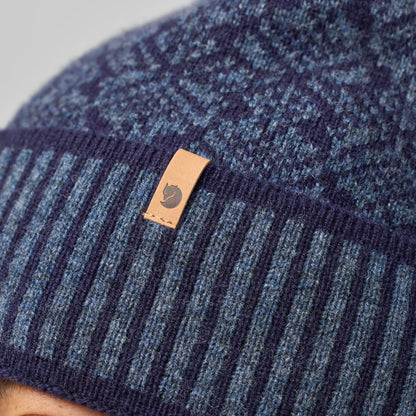 SNOW BEANIE - US 4679