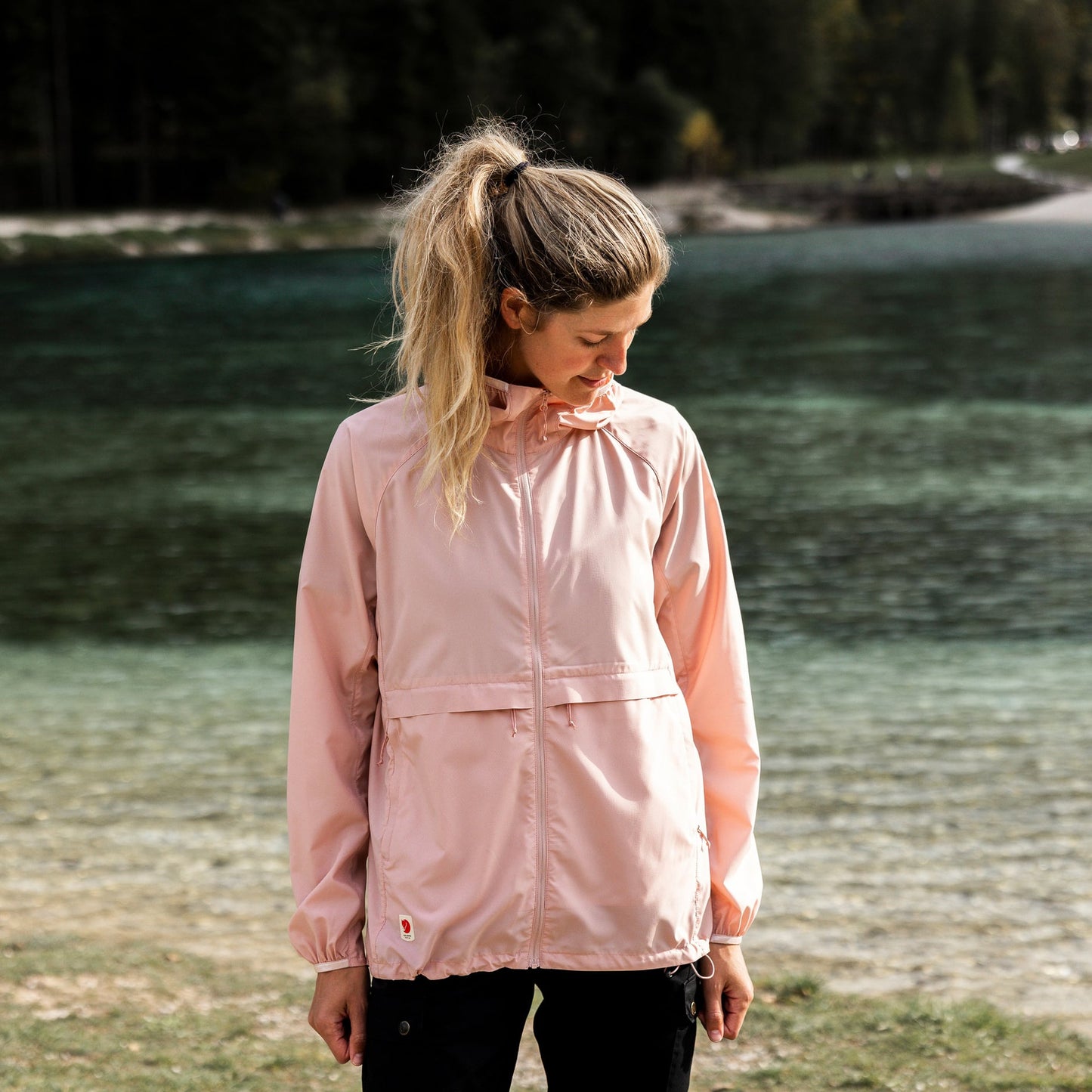 HIGH COAST WIND HOODIE W - US 2024