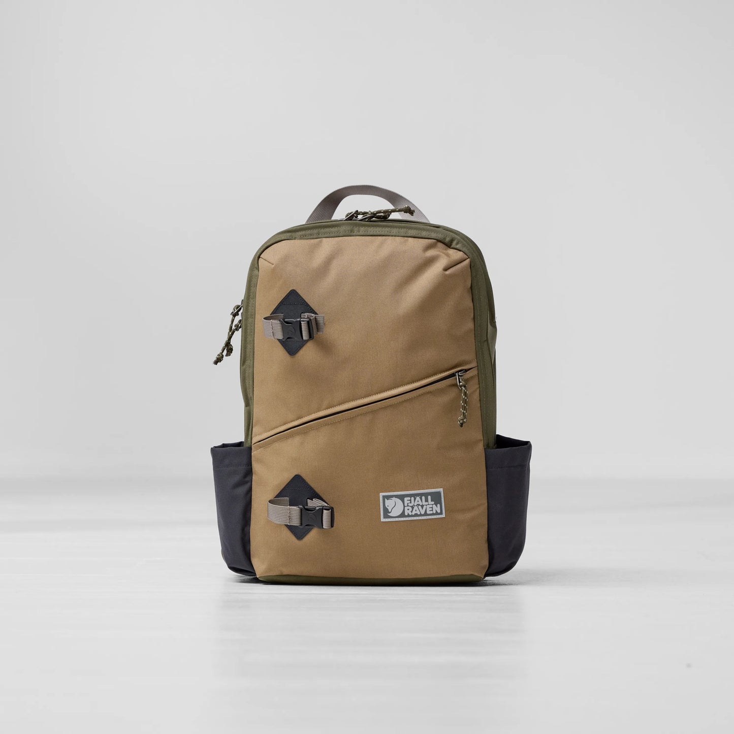 VARDAG BACKPACK 17 - US 4663
